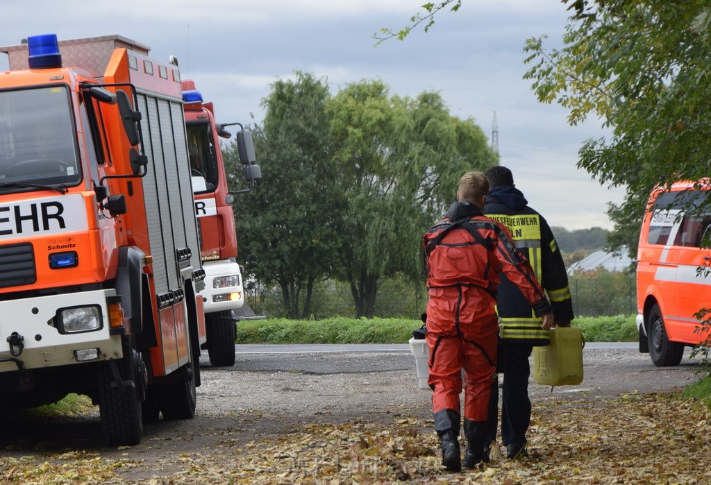 Einsatz BF Koeln PKW im See Koeln Esch P215.JPG - Miklos Laubert